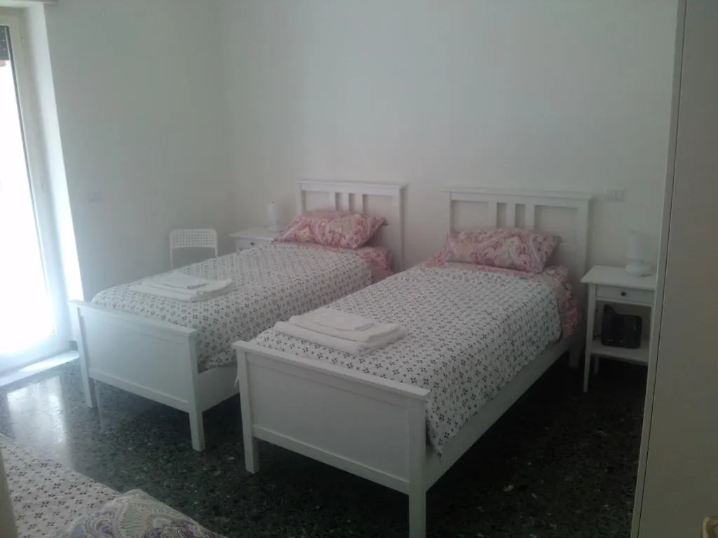 Domus Aurea Bed & Breakfast Naples
