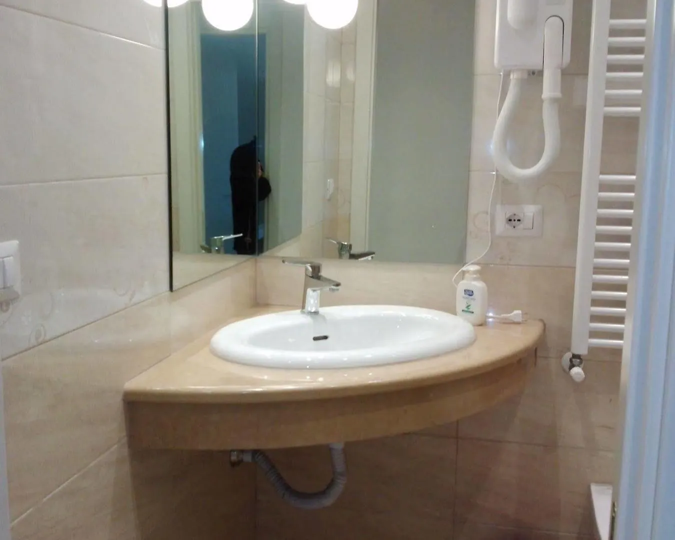 ***  Domus Aurea Bed & Breakfast Naples Italy