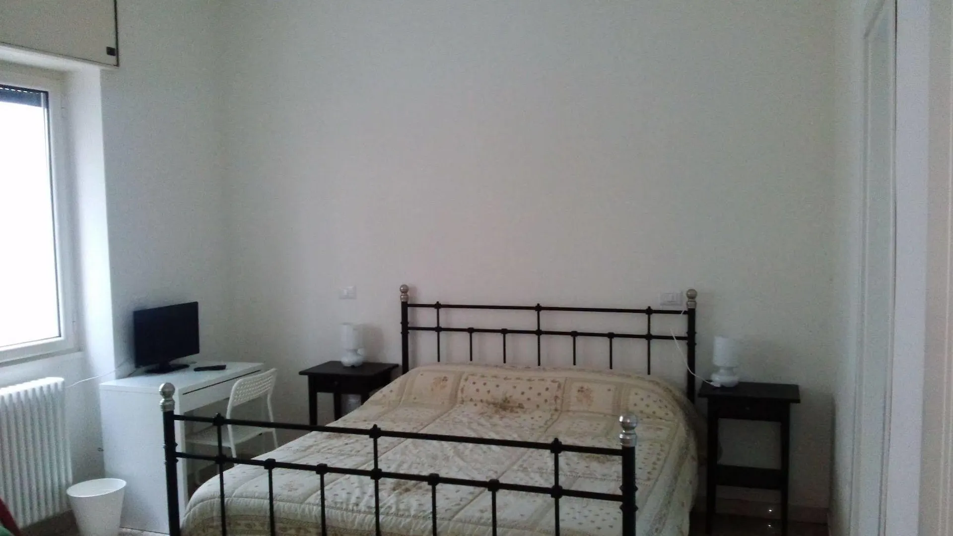 Domus Aurea Bed & Breakfast Naples 3*,  Italy