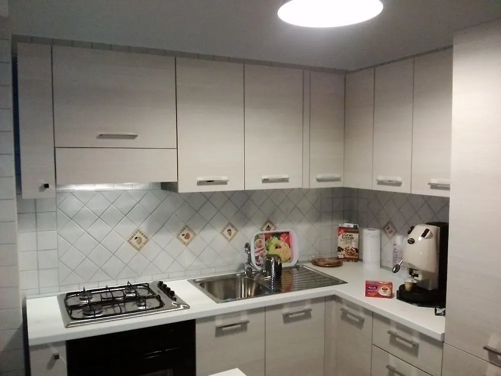 ***  ナポリ Domus Aurea Bed & Breakfast イタリア