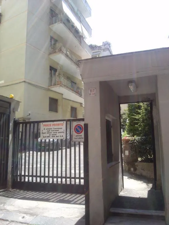 Bed and Breakfast Domus Aurea Neapol Bed & Breakfast